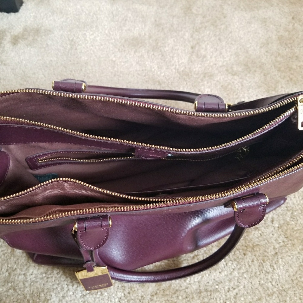 SOLD!!!!!!!! Ralph Lauren Handbag - Picture 4 of 8